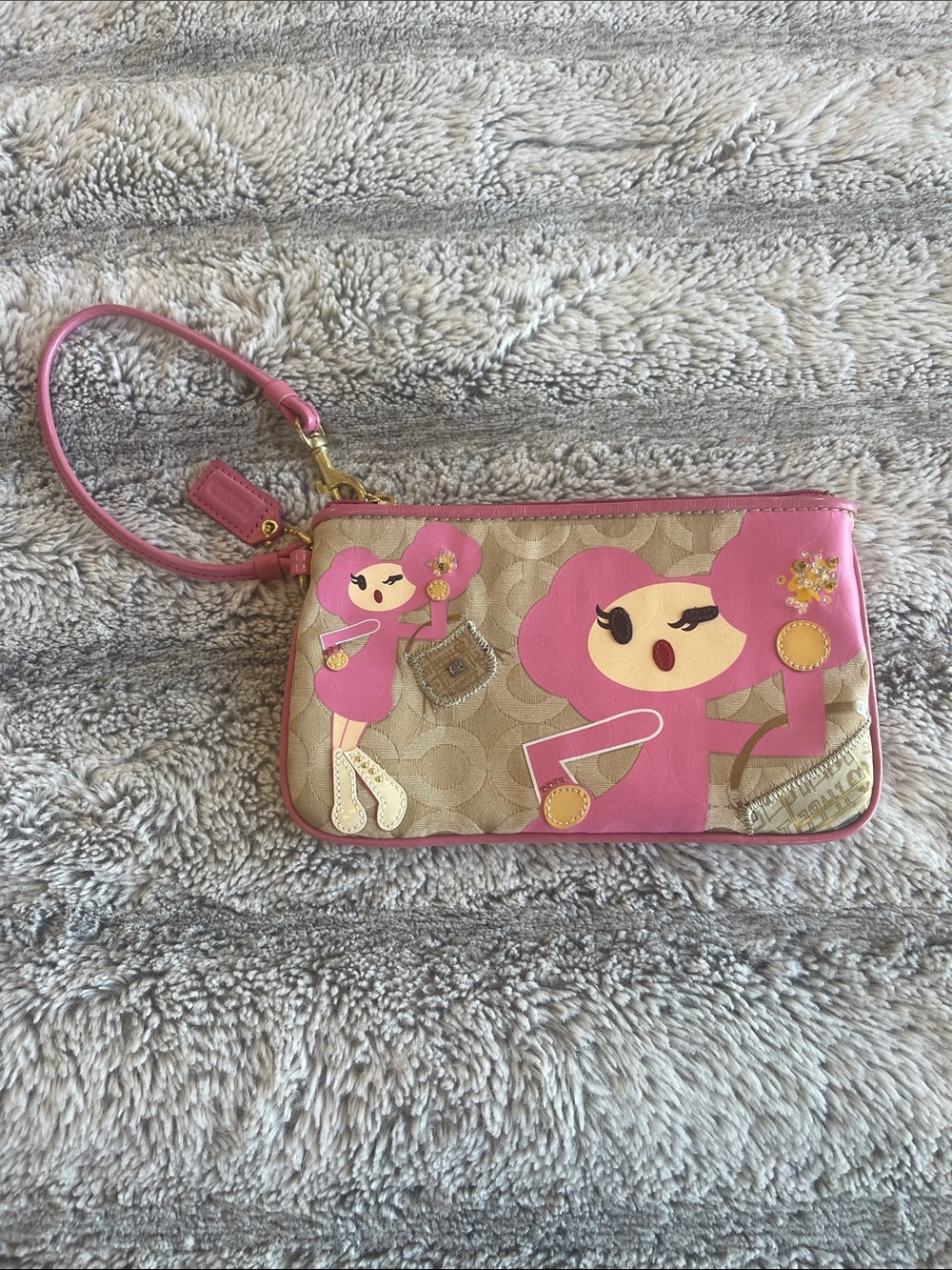 RARE COACH Y2K POPPY CHAN PINKY WRISTLET